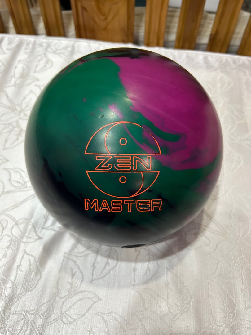Zen Master Bowling Ball 14 lbs, Sports Equipment, Sports & Games