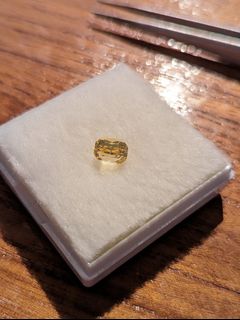 (Category: ) located in . Submitted by lumiergems (Listing ID 1257972645, Image 1). Description: .