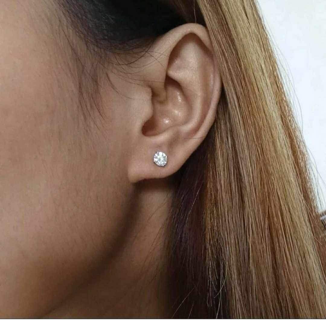 1 carat moissanite deals earrings