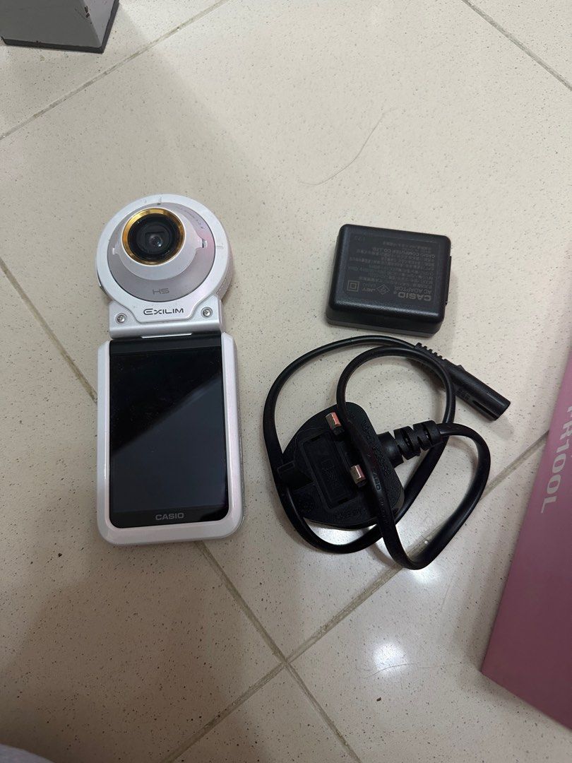 95%新Casio EX FR100L, 攝影器材, 相機- Carousell