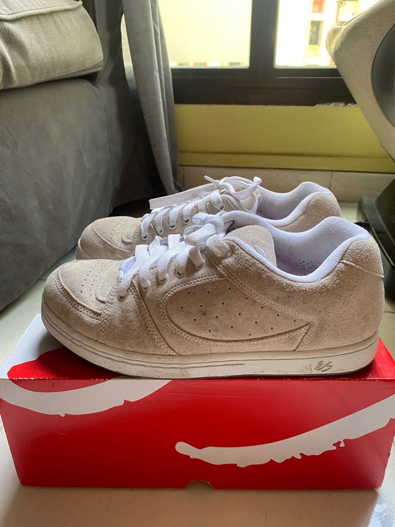 Accel Og white.Blanc Gum.Gomme Men s Fashion Footwear