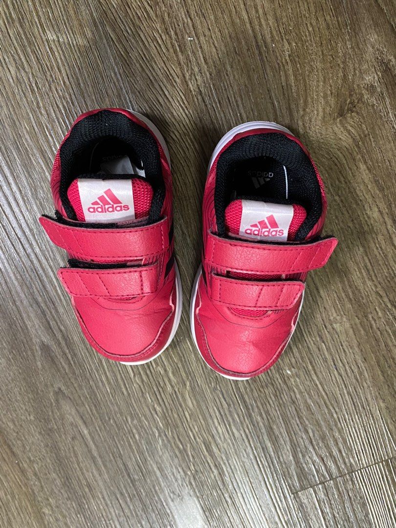 Red adidas baby best sale shoes