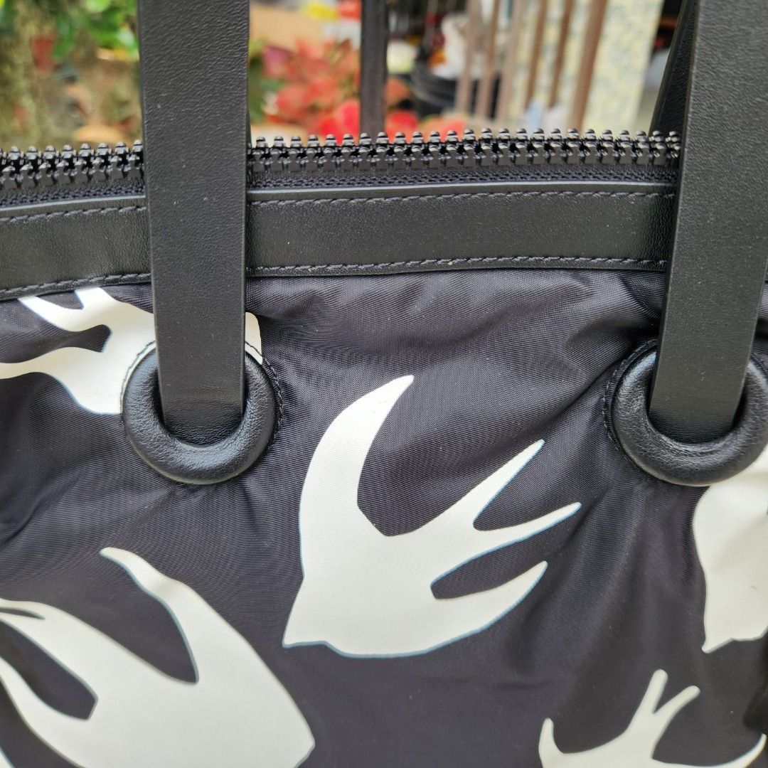 Alexander McQueen MCQ swallow magazine tote bag authentic euc