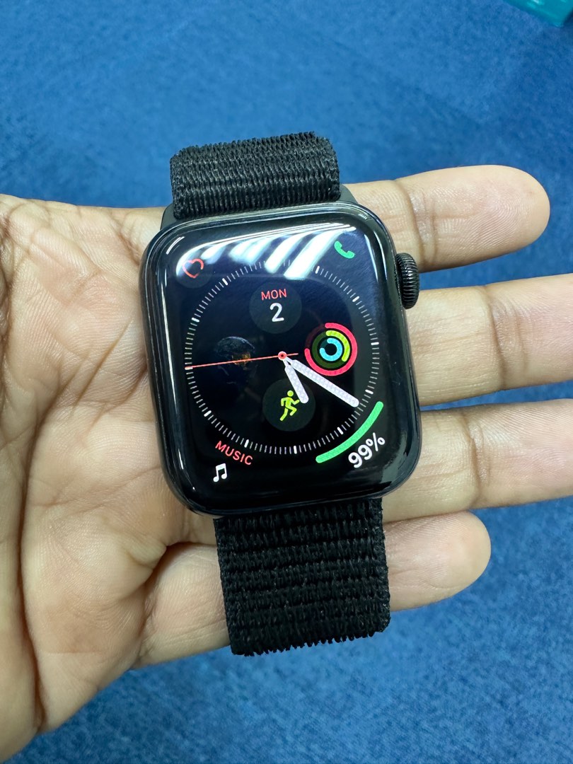 Apple watch series 4 warna new arrivals