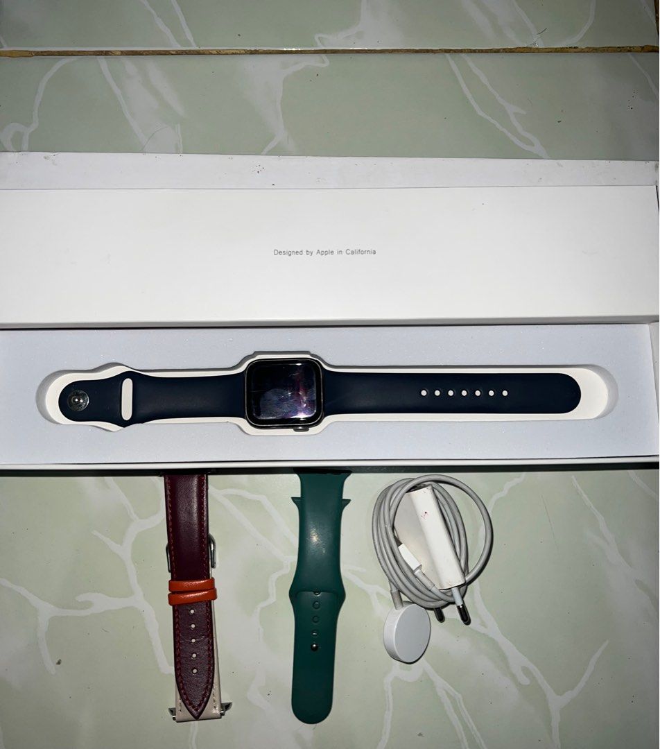 Apple watch series 40mm preloved space grey, Fesyen Pria, Jam