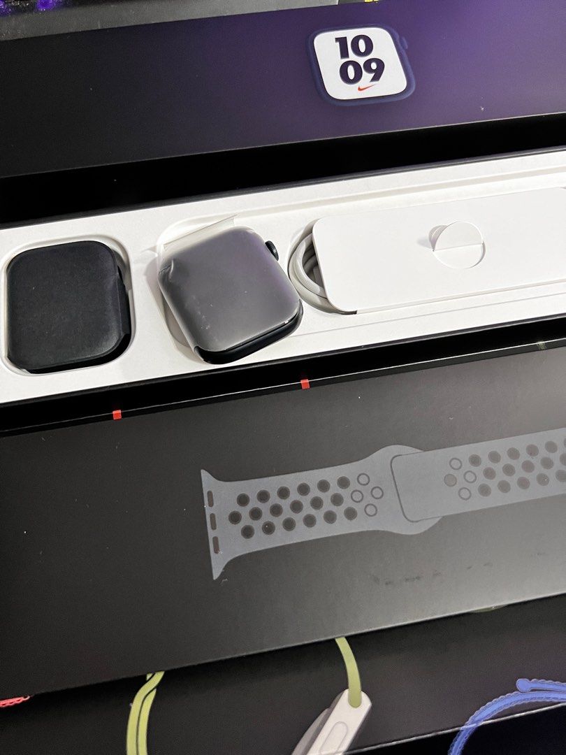 Apple Watch Series 7 45 mm GPS only midnight aluminium new watch body