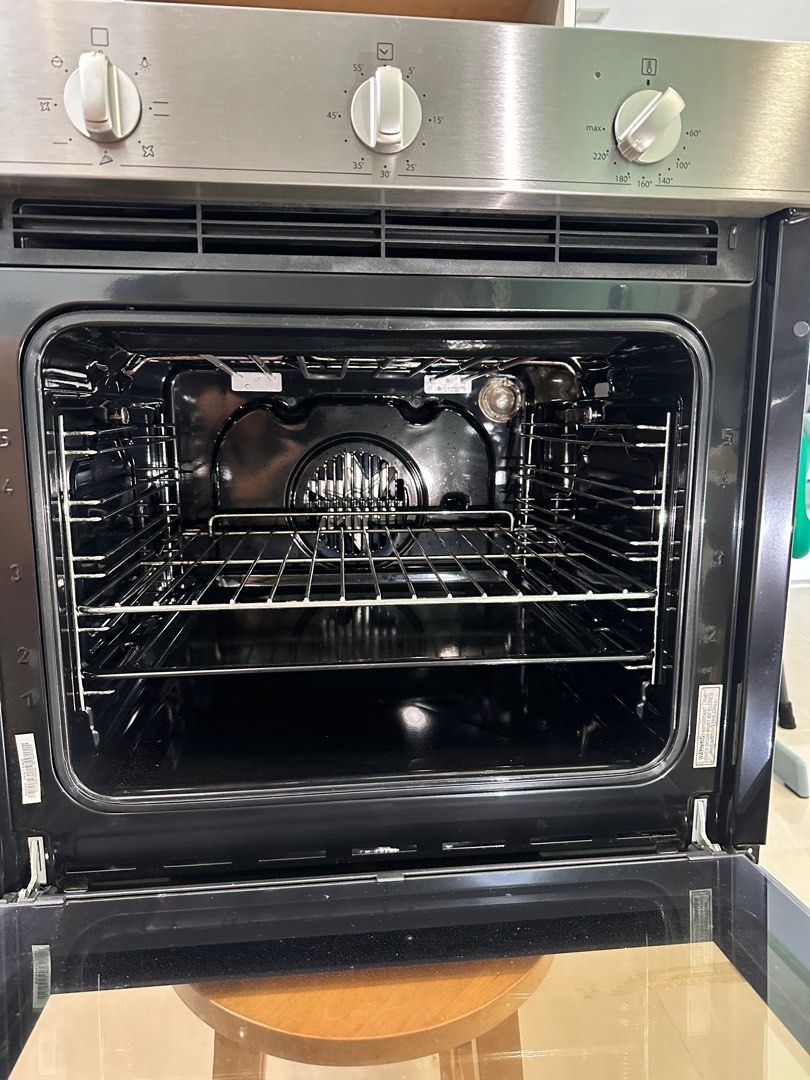 Ariston Builtin Oven (Made in Italy), TV & Home Appliances, Kitchen Appliances, Ovens