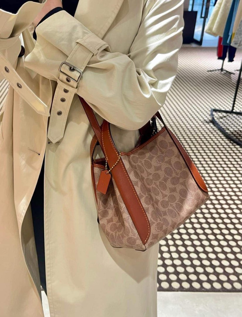 Coach hadley hobo 21 signature clearance