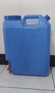 Blue Slim Container with Faucet