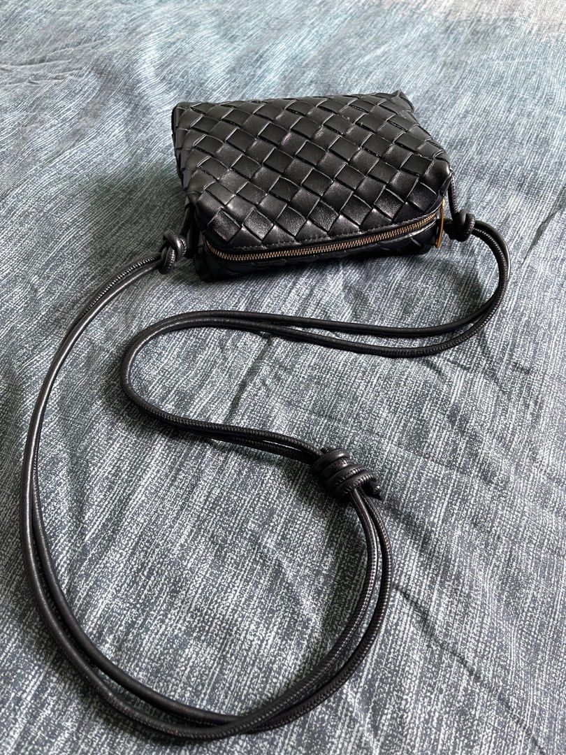 Bottega Veneta Small Leather Intrecciato Loop Cross-Body Bag | Harrods BS