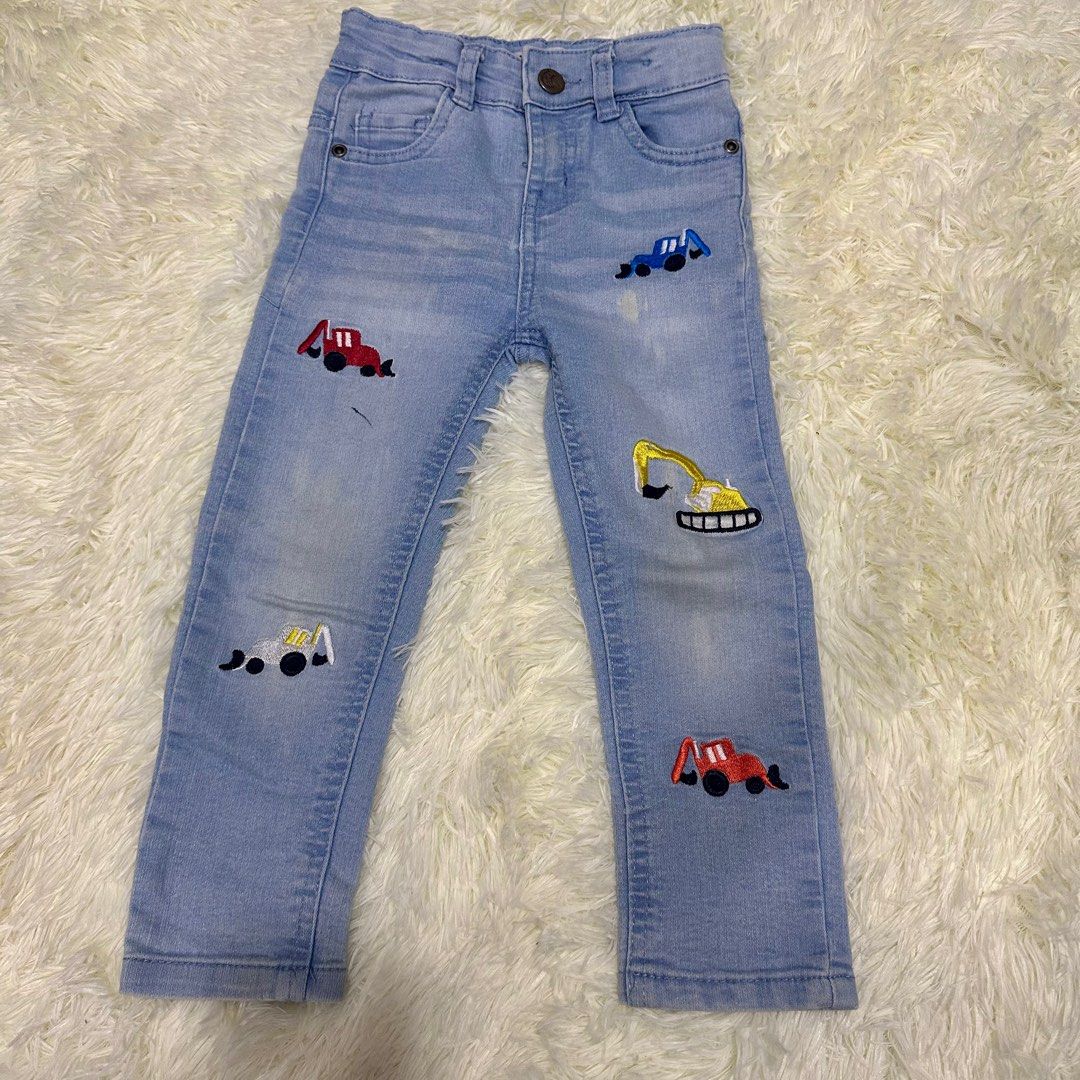 Sticker shop jeans boy