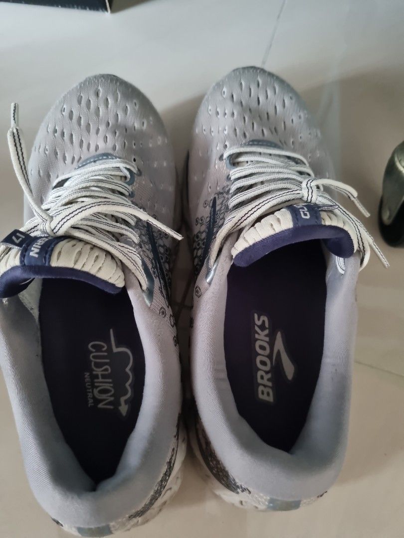 Brooks Glycerin 17 Men s Fashion Footwear Casual shoes on Carousell