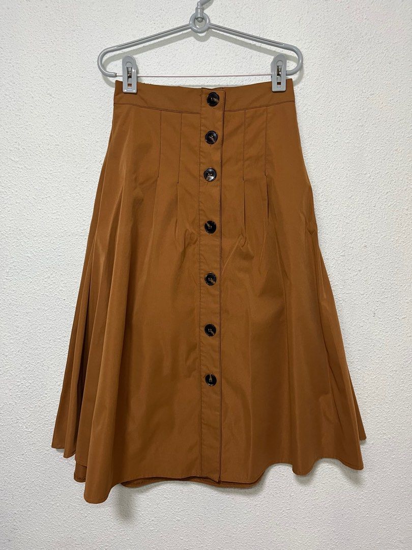 Orange button outlet up skirt