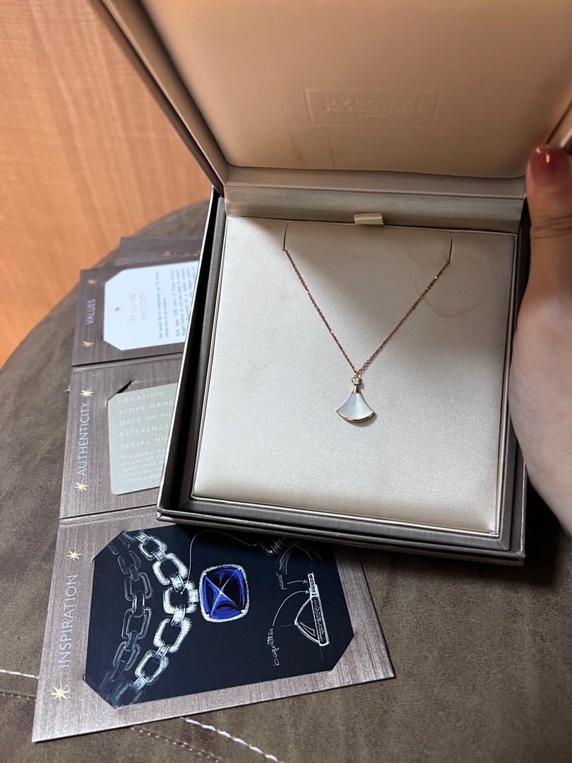 Bvlgari discount necklace diva