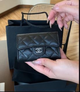 香奈兒超級難買經典黑銀荔枝皮cf兩折中夾