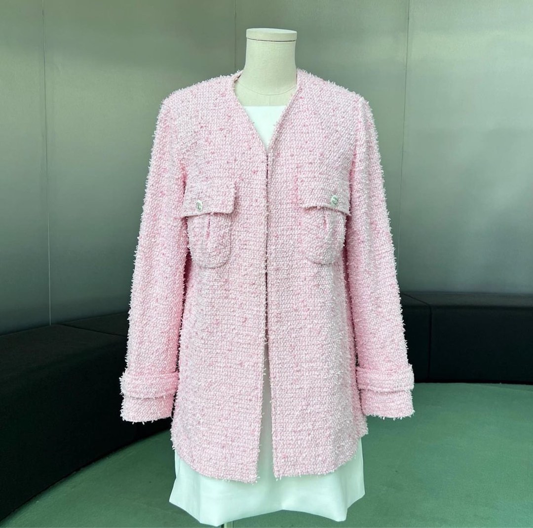 Chanel 21C P70066 Tweed Jacket Pink, Luxury, Apparel on Carousell