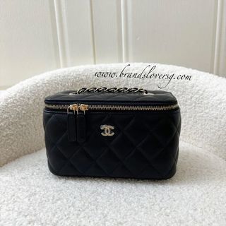 CHANEL Caviar Quilted Small Vanity Case With Chain Black 527059