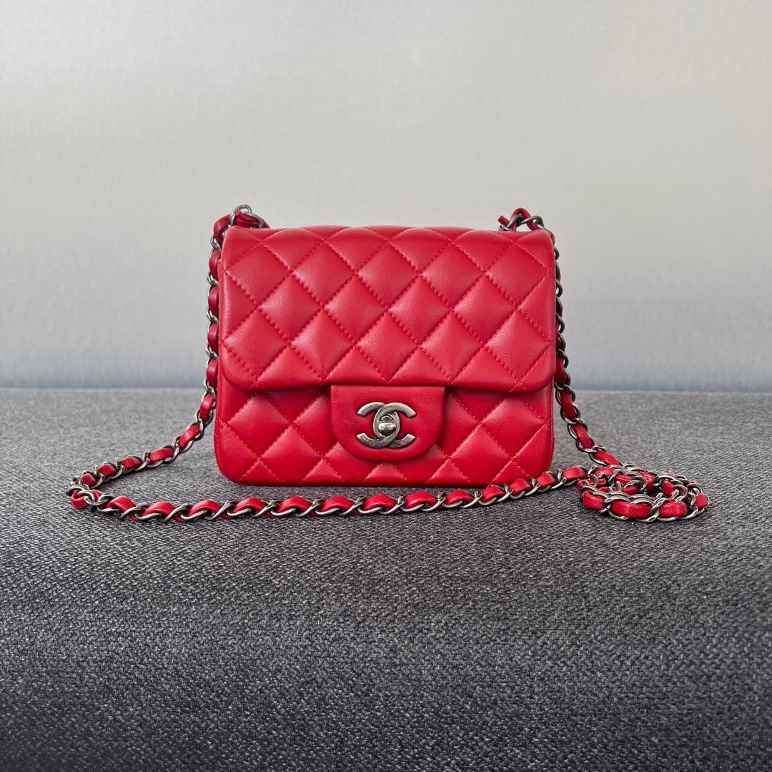 CHANEL 15B Lipstick Red Caviar Mini Rectangular Flap Bag | Dearluxe