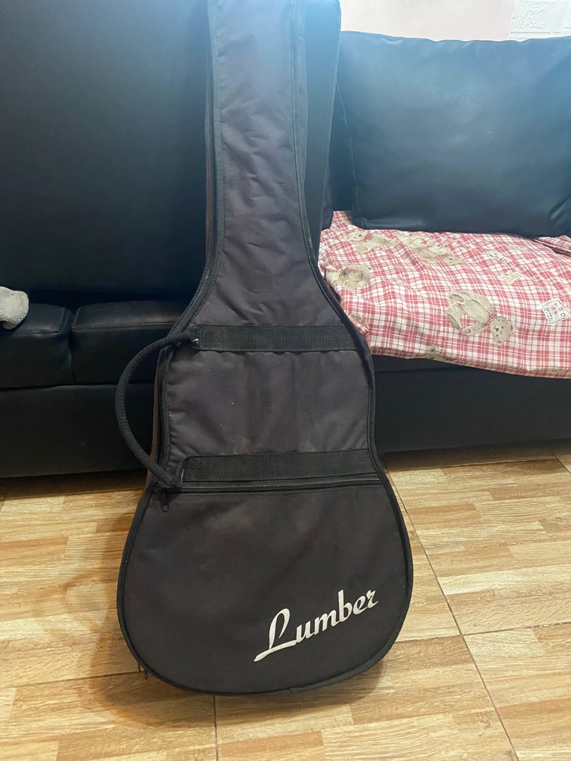 Classic Acoustic Guitar (Lumber) Japan, Hobbies & Toys, Music & Media