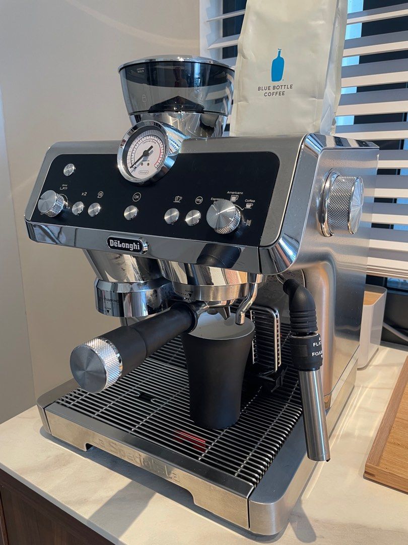 Delonghi La Specialista Coffee Machine, TV & Home Appliances, Kitchen