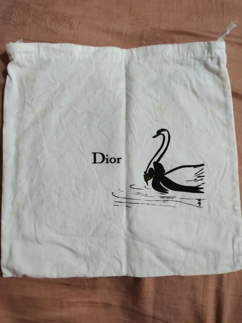 Dior dust bag with swan sales