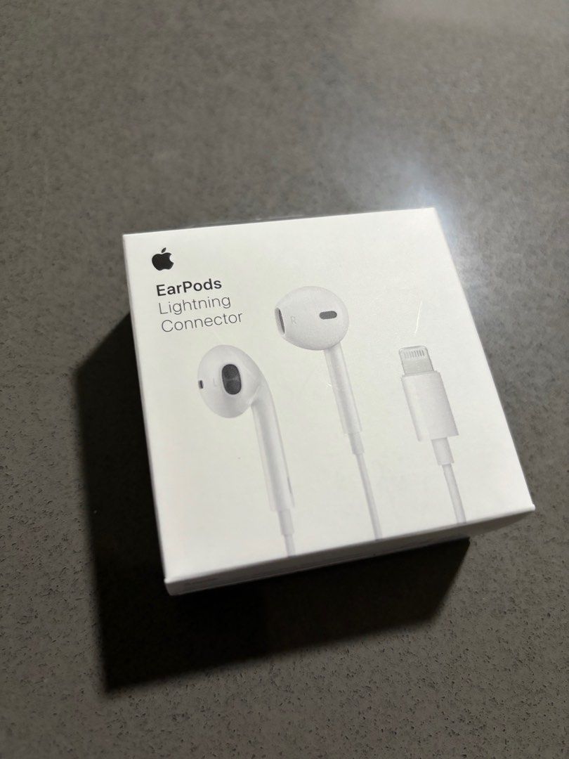 100 Original Earpod Lightning connector Audio Earphones on