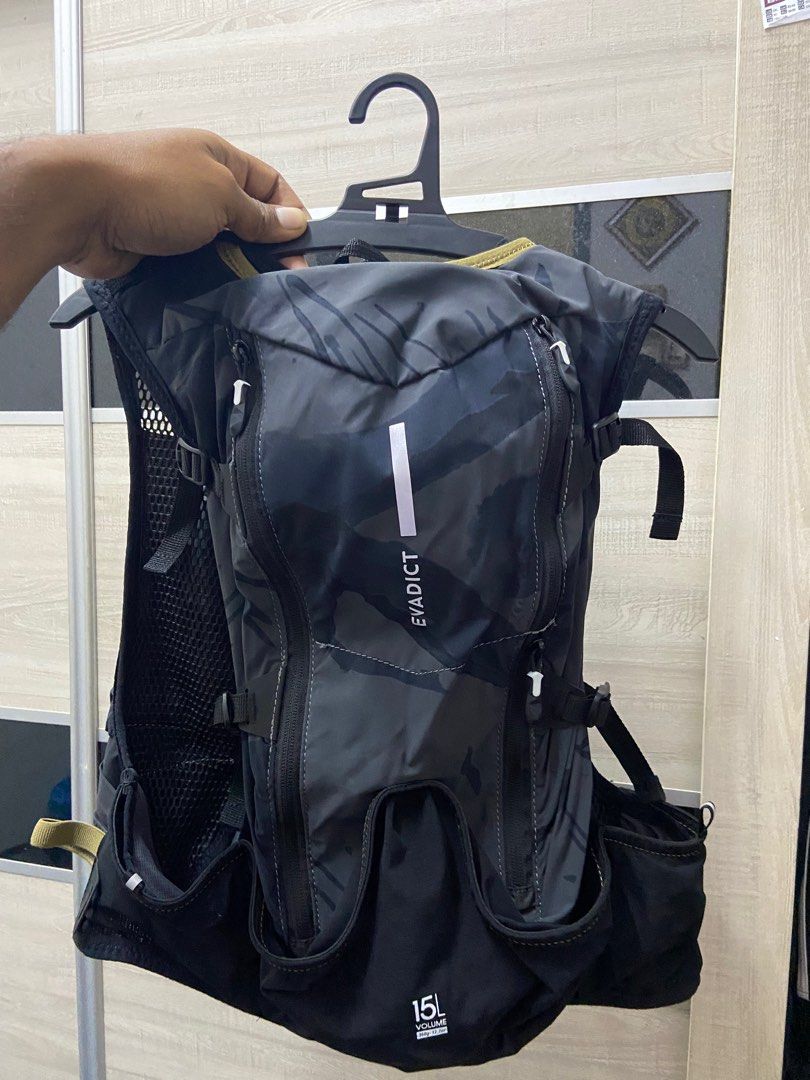 Evadict Trail Running Bag 15l, Men's Fashion, Bags, Backpacks on Carousell