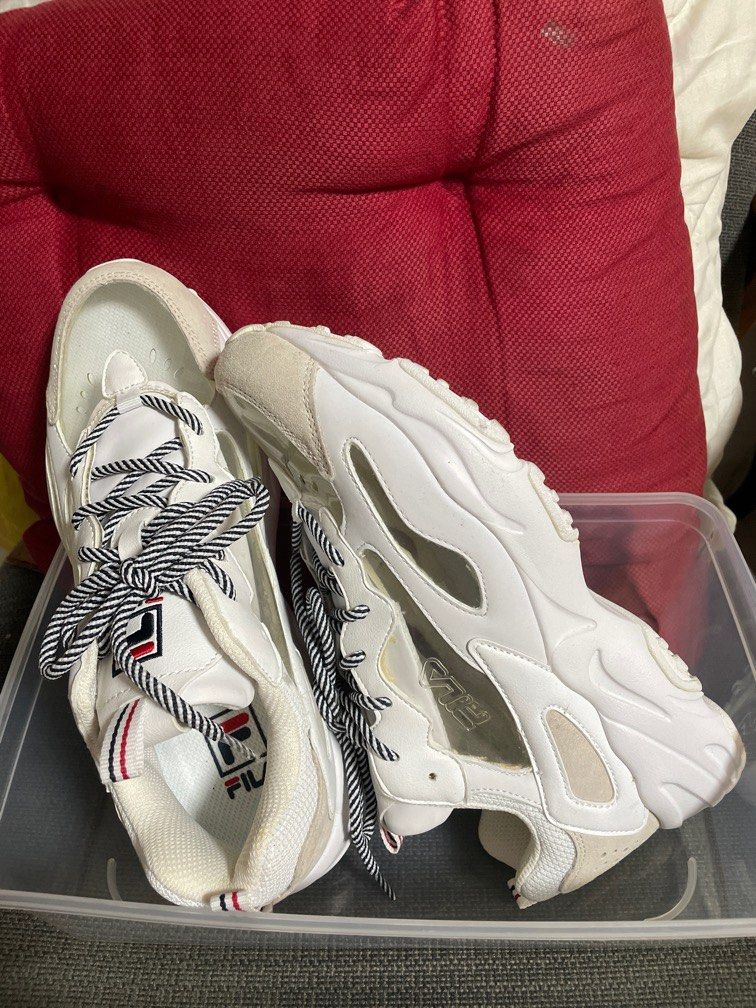 Fila wave runners top
