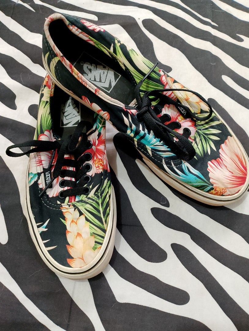 Womens floral vans store shoes