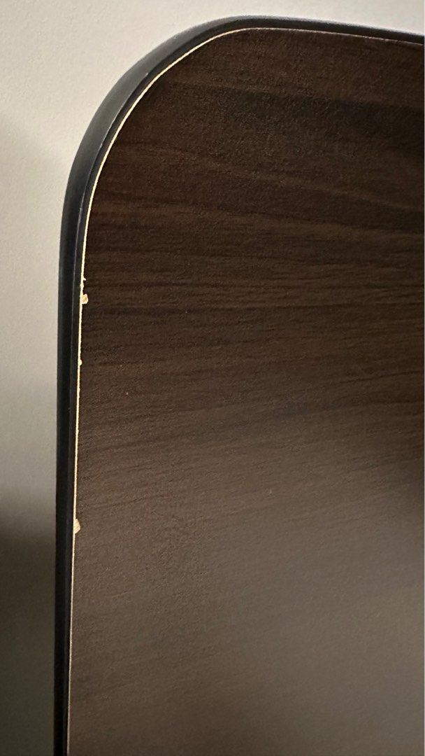 Foldable Table (Category: Tables & Sets) located in Singapore. Submitted by prettydresser (Listing ID 1258002264, Image 3). Description: .