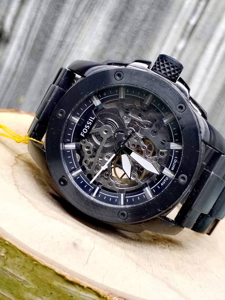 Me3080 fossil top