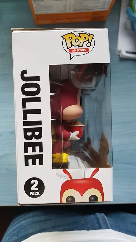 Funko Ad Icon Jollibee & Hetty Spaghetti (Category: Designer & Blind Box Toys) located in Quezon City. Submitted by rex168 (Listing ID 1257918822, Image 2). Description: Funko Jollibee & Hetty Spaghetti.