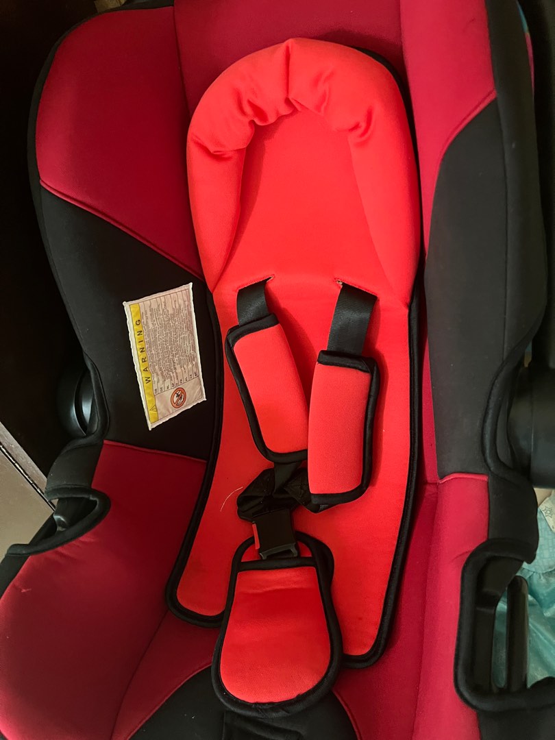 Giant Carrier Car seat Baby, Babies & Kids, Babies & Kids Fashion on
