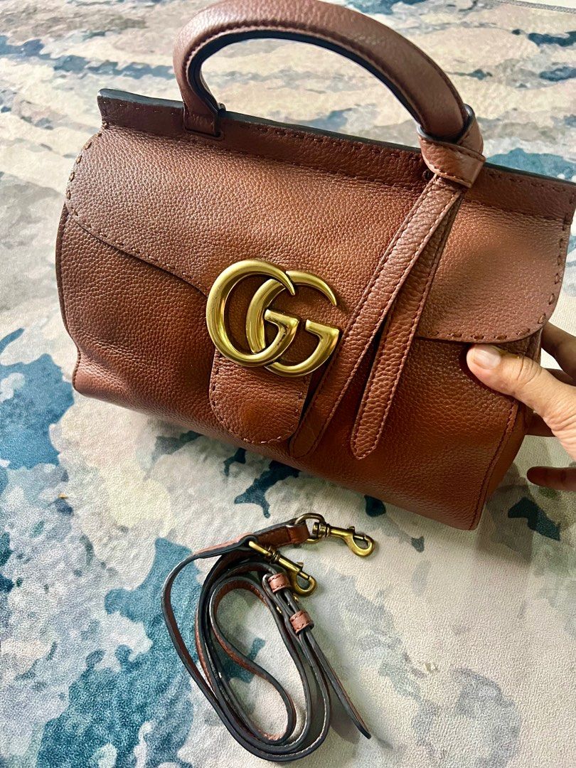 Gg marmont top hotsell handle bag leather small