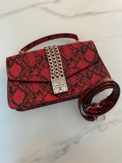（分類：）位於 。 由 kristinesv 提交（商品編號 1257899797，圖片 1）。簡介： 。