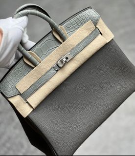 Brand new Vert Cypress Touch Birkin 25 ghw, Luxury, Bags & Wallets on  Carousell