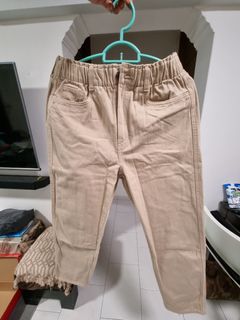 (Category: ) located in . Submitted by hnwhnw (Listing ID 1257955342, Image 1). Description: .