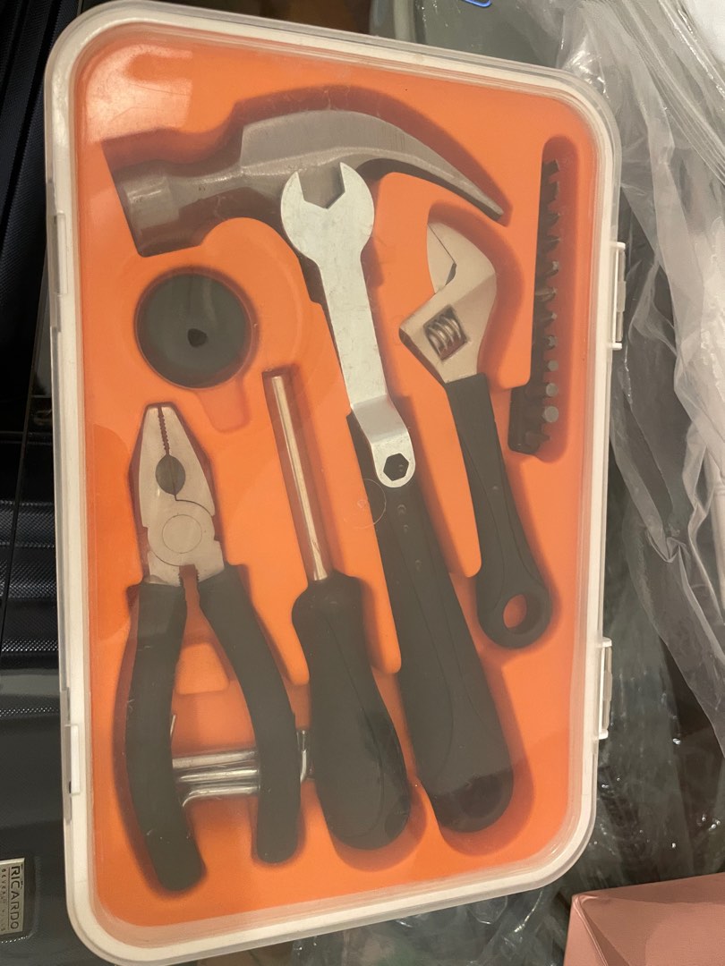 IKEA tool set, 傢俬＆家居, 其他, 家居改善及收納用品 Carousell