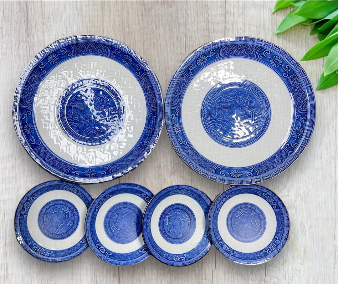 JAPANESE ARITA PLATE SET, Furniture & Home Living, Kitchenware