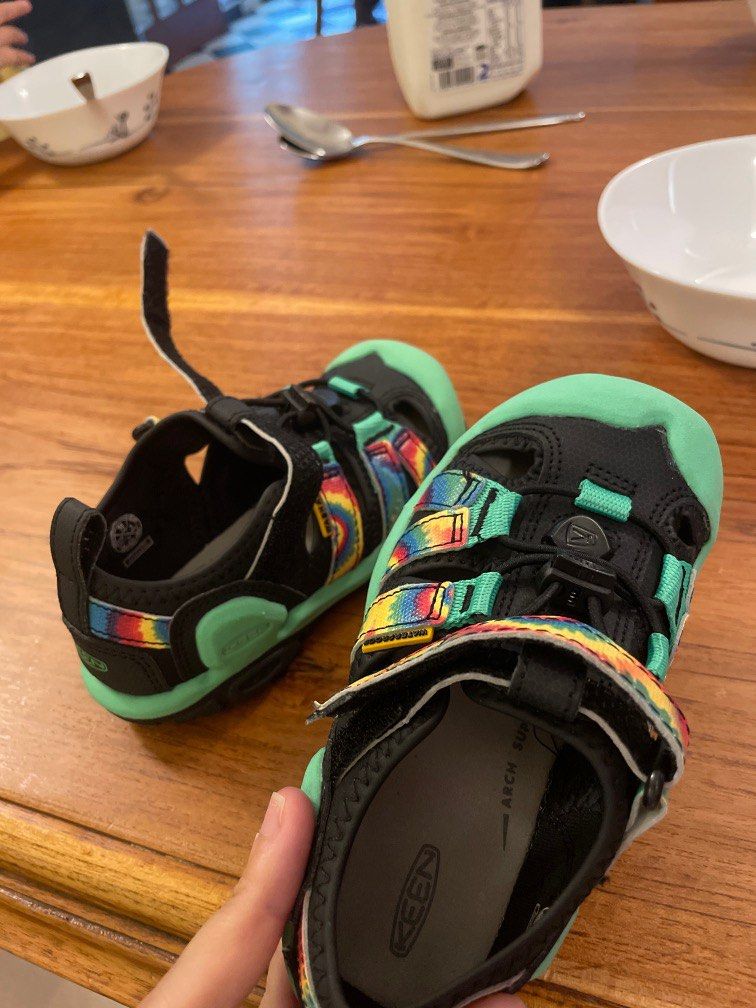 Keen arch deals support