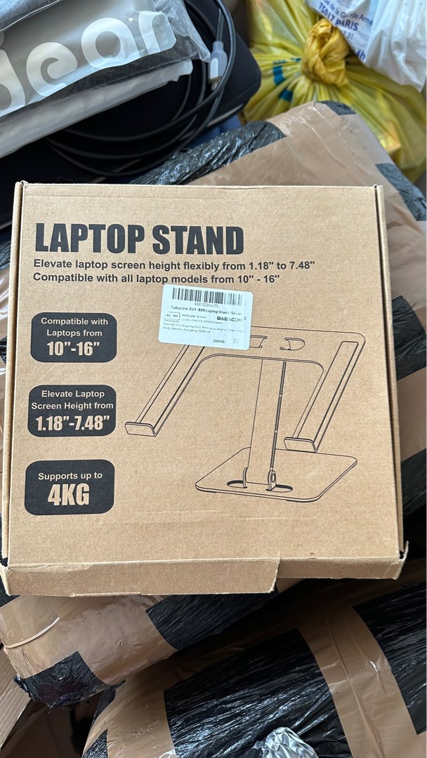 Laptop stand, perfect for WFH, 電腦＆科技, 手提電腦 Carousell