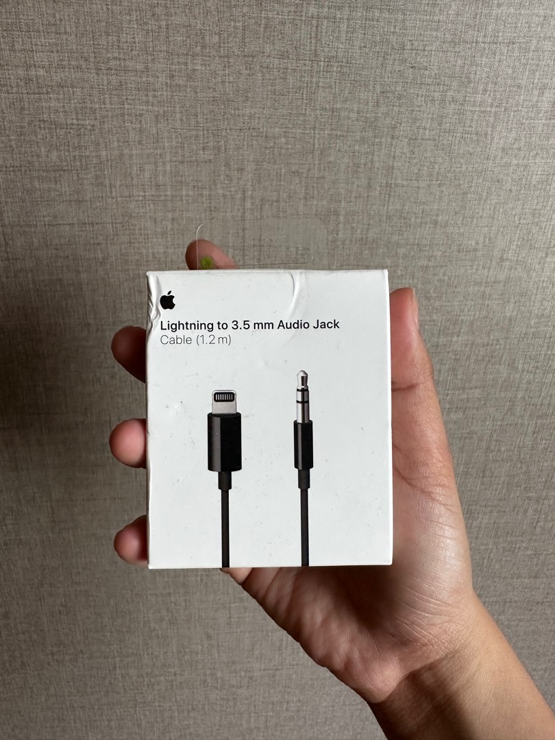 Lightning to 3.5mm Audio Jack, Mobile Phones & Gadgets, Mobile & Gadget