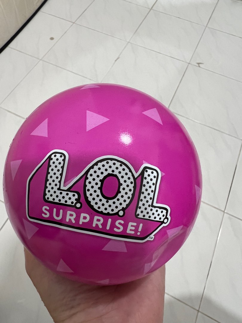 LOL Ball Surprise Puzzle