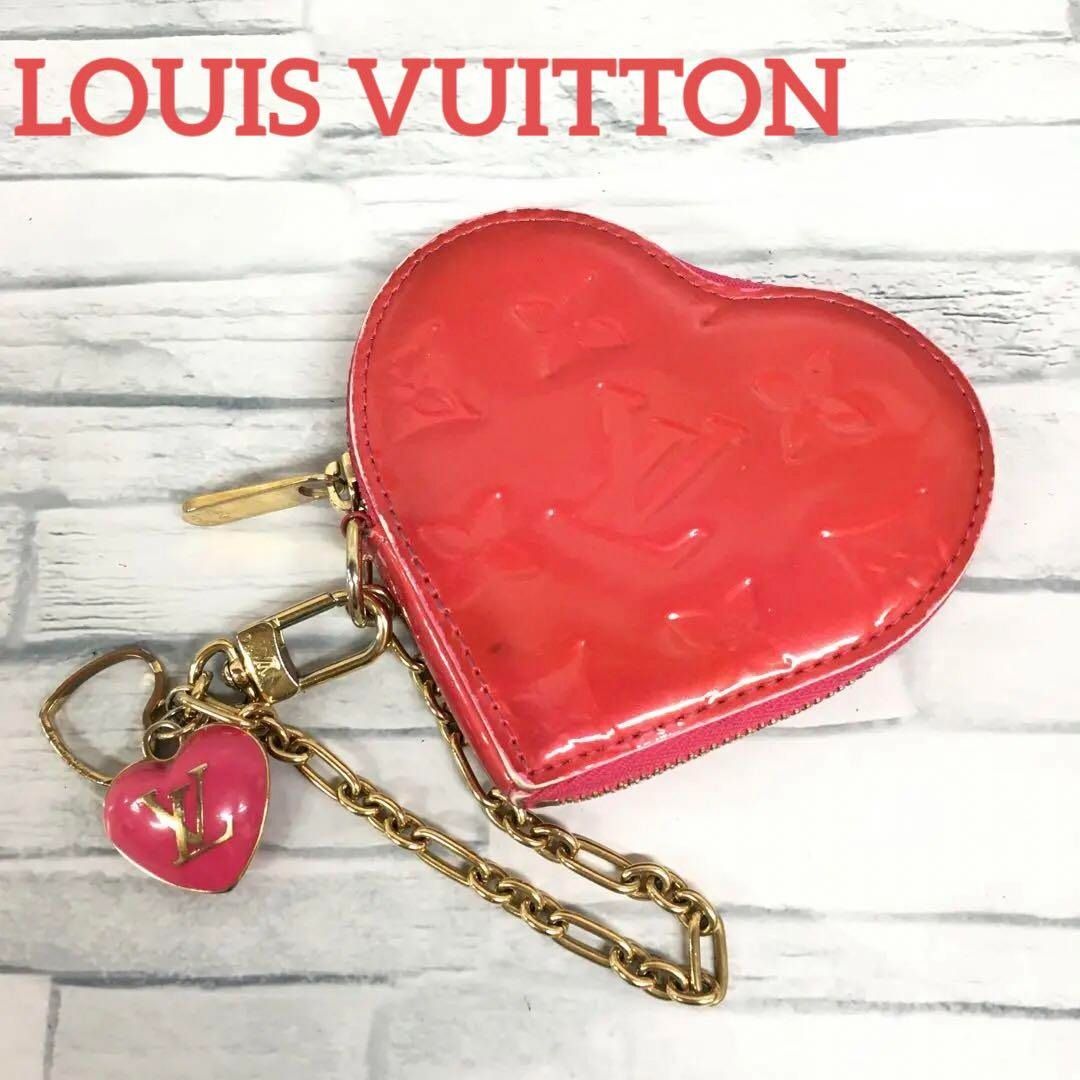 Auth Louis Vuitton Rouge Heart Coin Purse Wristlet with Gold Chain & LV Lock