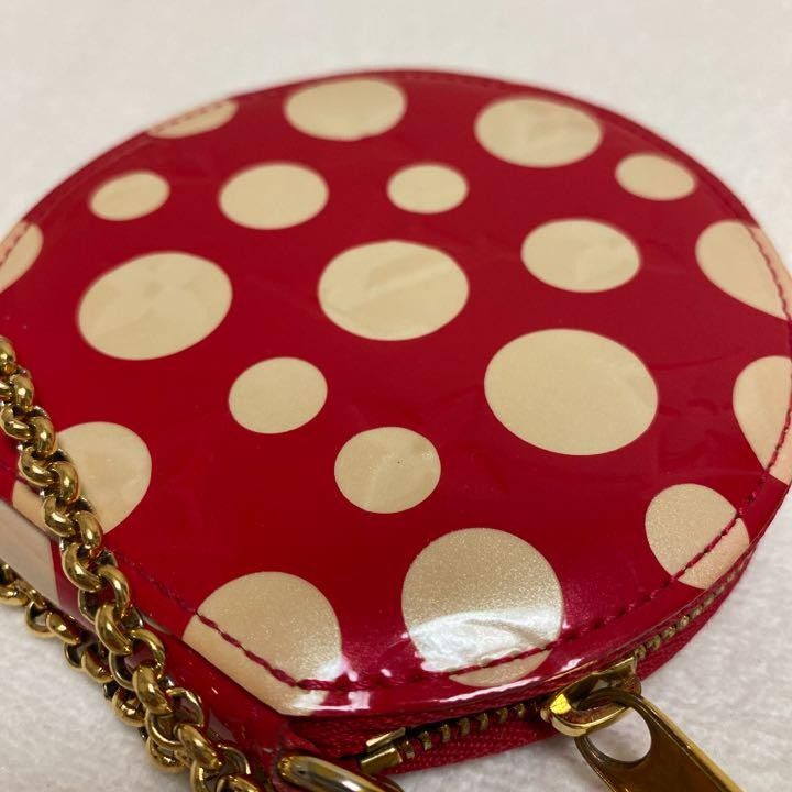 Louis Vuitton Yayoi Kusama Vernis polka dot chapeau coins purse