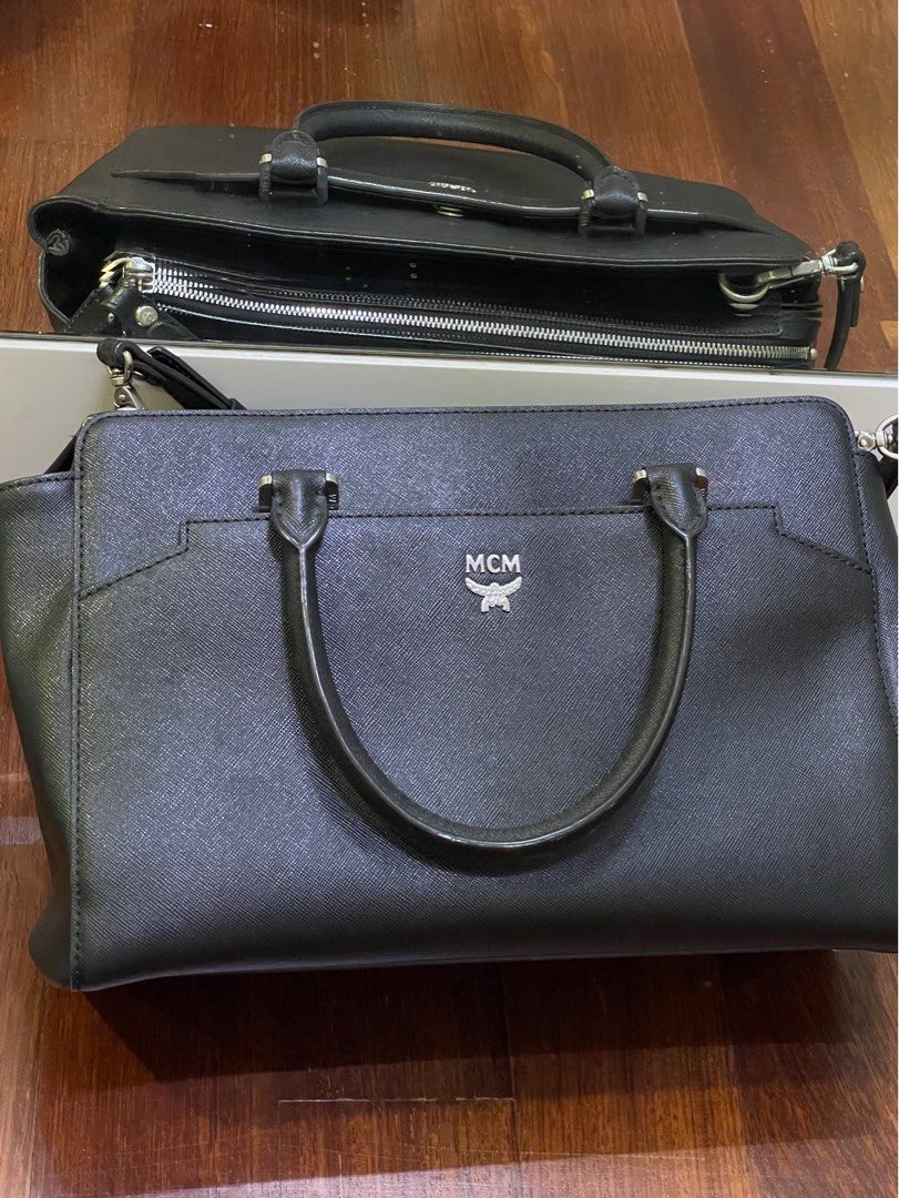 Mcm medium crossbody 2025 bag