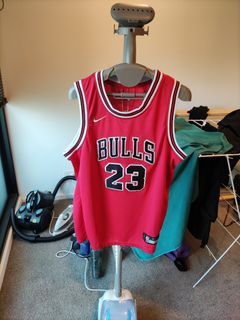 Michael Jordan jersey Bulls Small