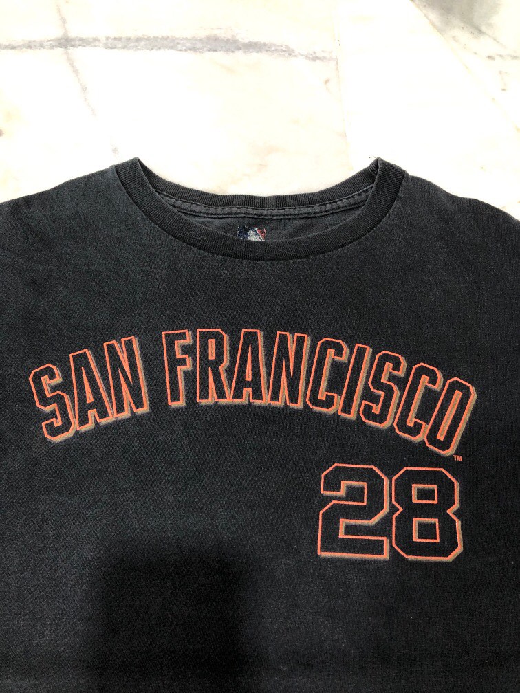 MLB San Francisco Giants side swoosh T-shirt for Men, Men's Fashion, Tops &  Sets, Tshirts & Polo Shirts on Carousell