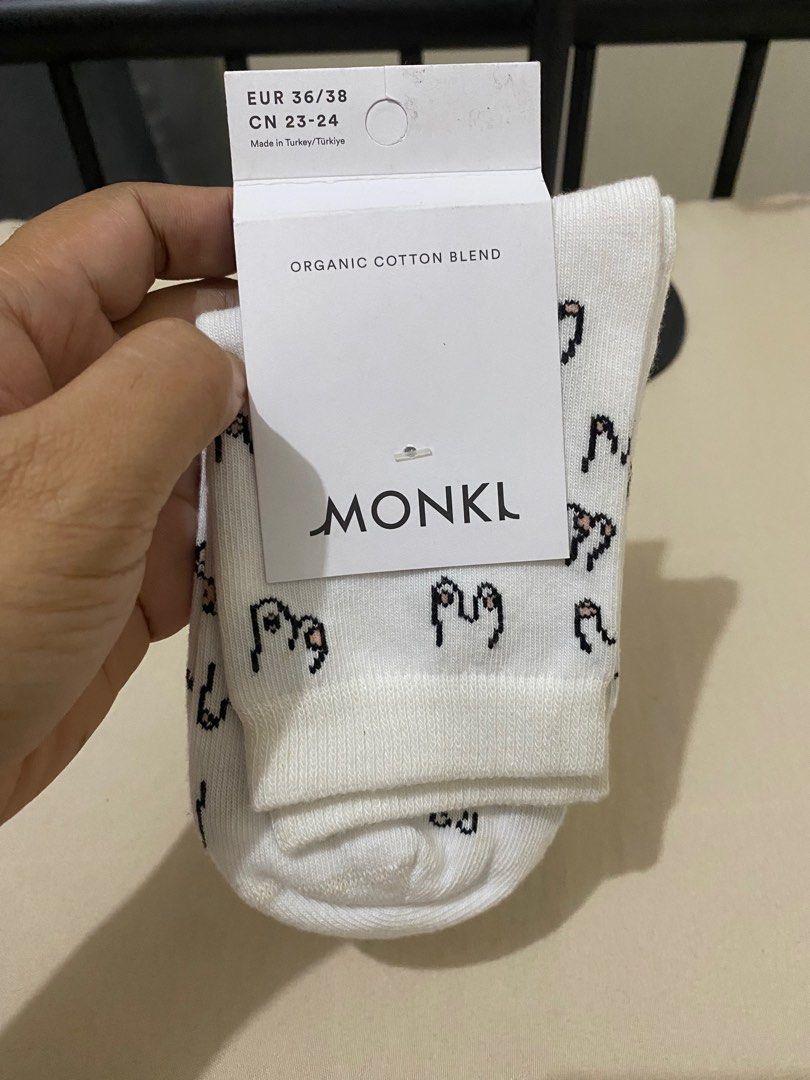 MONKI Socks with Print (Category: Socks & Tights) located in Paranaque City. Submitted by hazelrealty (Listing ID 1257987597, Image 1). Description: Original MONKI socks Bought from MOA Outlet Original price 350 Selling Low Daughter dont want to use IT .