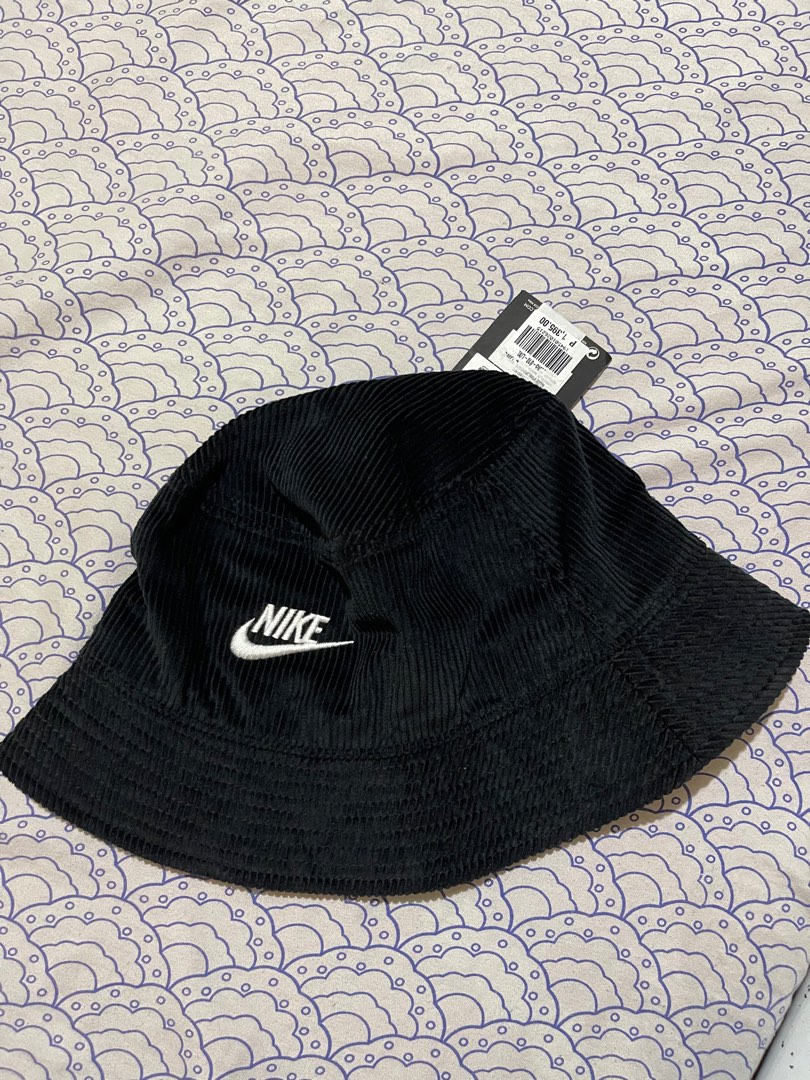 Nike cords, Men's Fashion, Watches & Accessories, Caps & Hats on Carousell